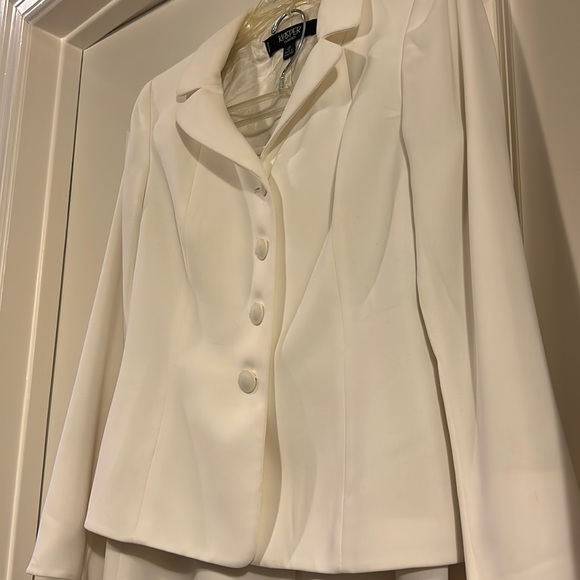 Petite Cream Jasper Skirt Suit - Picture 2 of 2